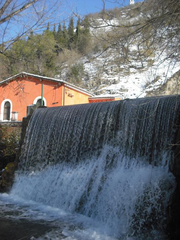 La Casa Sul Lago Posta Fibreno ภายนอก รูปภาพ
