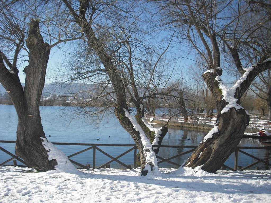 La Casa Sul Lago Posta Fibreno ภายนอก รูปภาพ